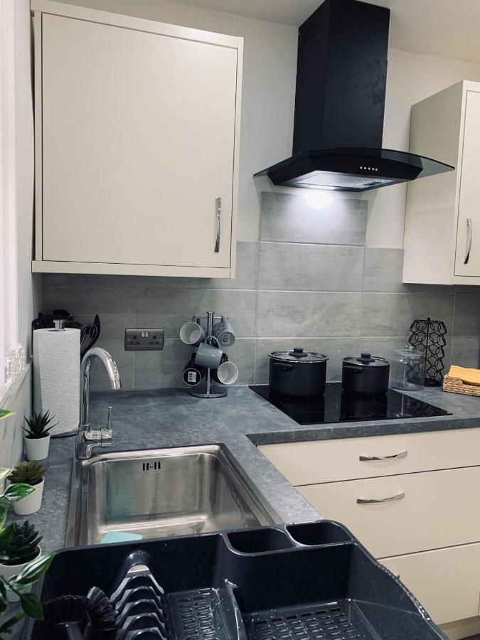 Stylish, Spacious & Luxurious Home - Parking Ливерпуль Экстерьер фото