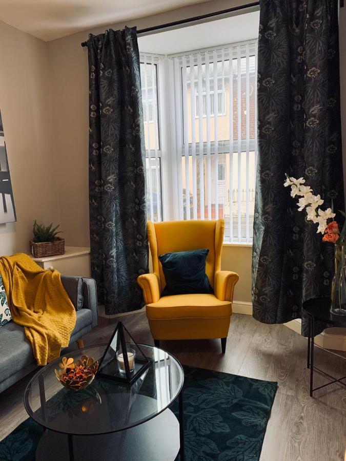 Stylish, Spacious & Luxurious Home - Parking Ливерпуль Экстерьер фото